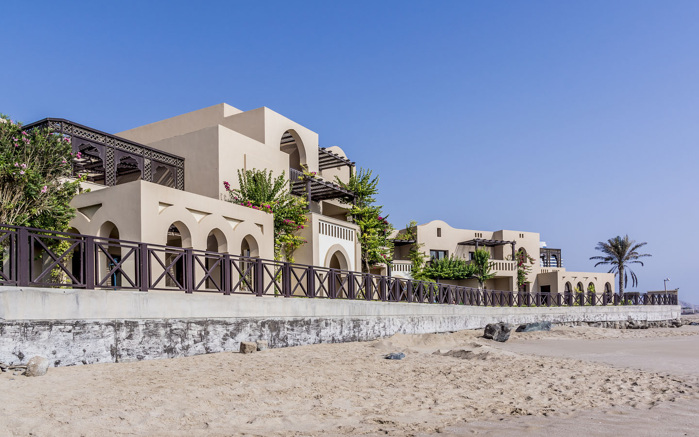منتجع ميرامار من الخارج