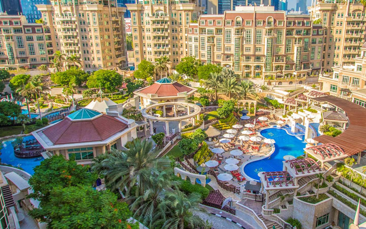 Roda Al Murooj is a pleasant 4-star hotel in Downtown Dubai