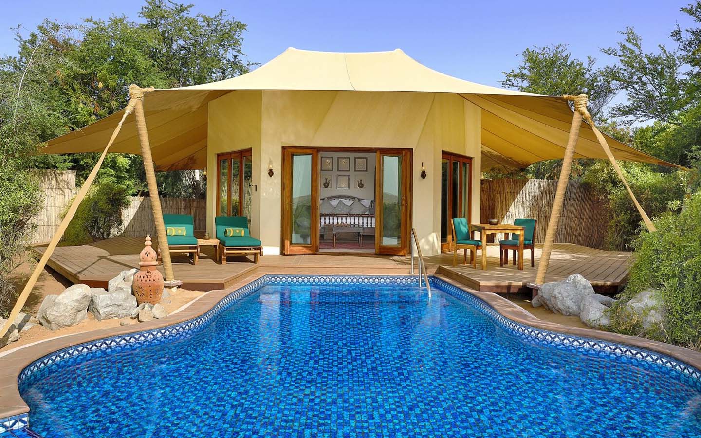 Al Maha Bedouin retreat with luxury rooms