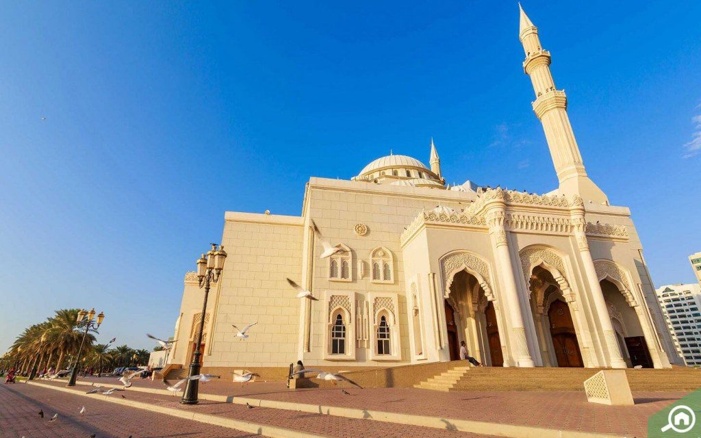 Al Noor Mosque is one of the best places to visit in Sharjah city