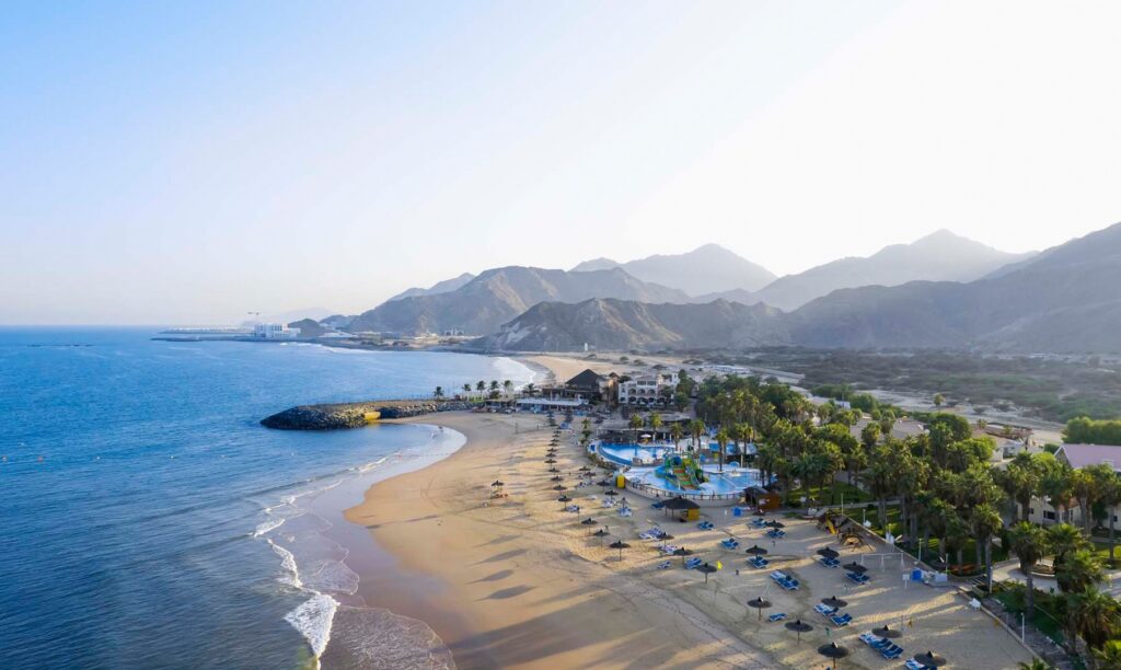 شاطئ في الفجيرة