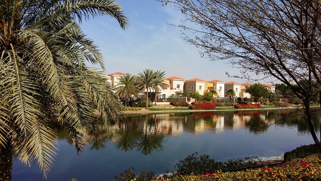 Upgraded 5 Bed Golf Home in Arabian Ranches for Sale Bayut