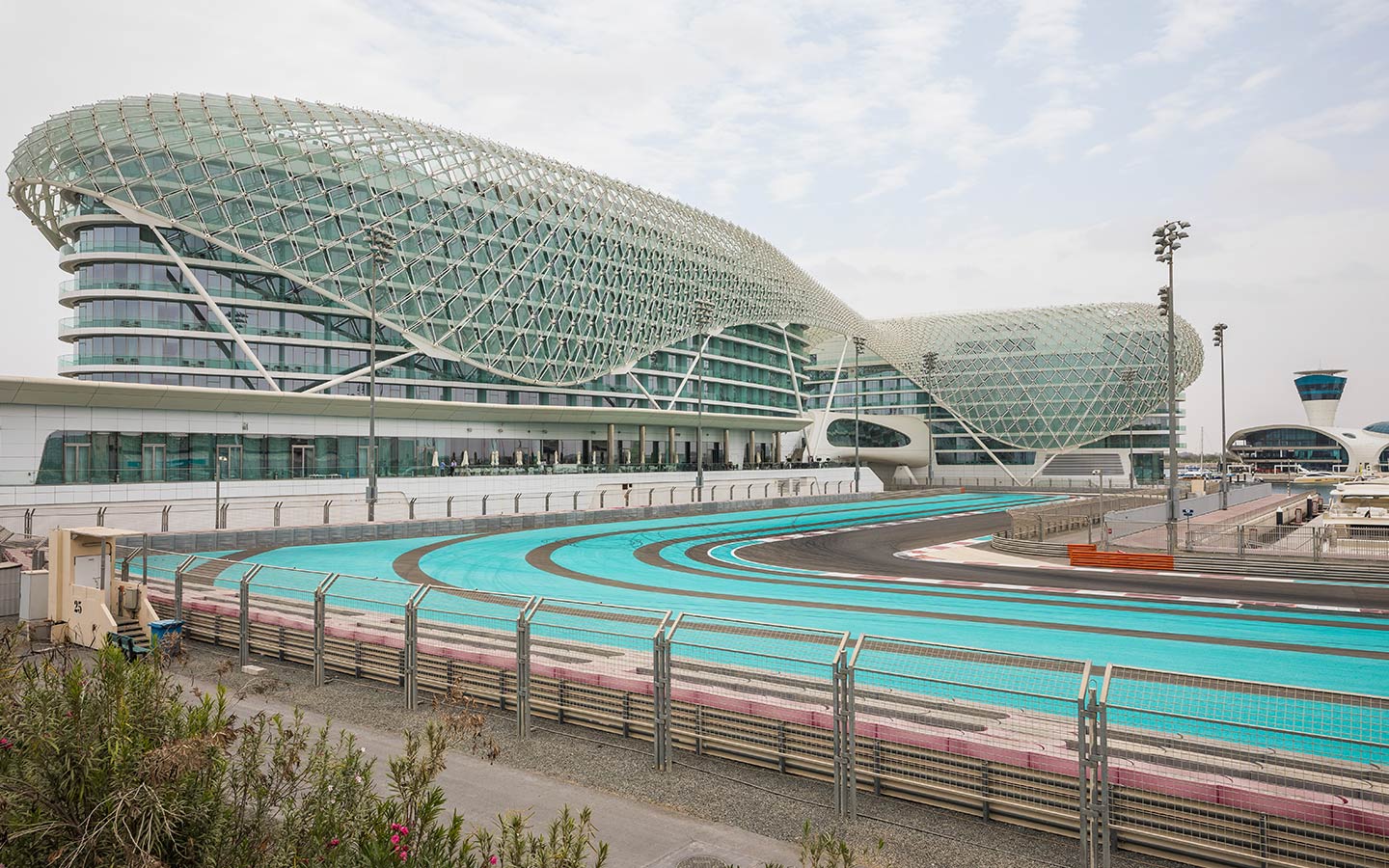 سعر شراء شقة فاخرة في افضل مناطق ابوظبي