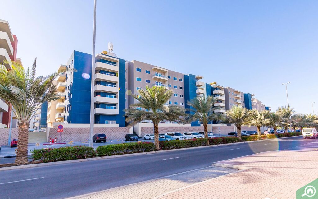 Al Reef studio rental yield