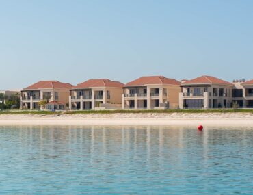 على عائد على الاستثمار للفلل في دبي وأبوظبي