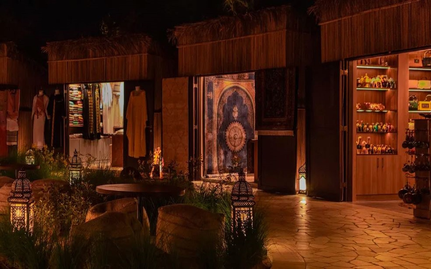 مطاعم منتجع باب الشمس