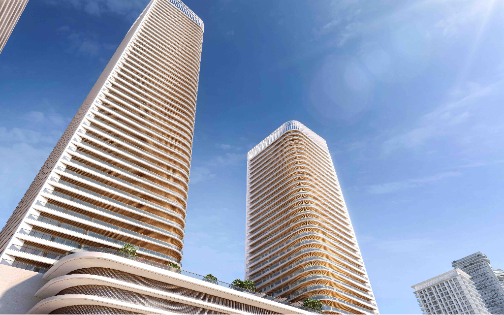 جراند بلو تاور