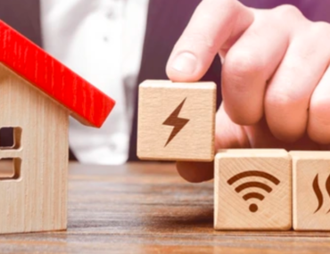 مجسم منزل مع كهرباء ومياه