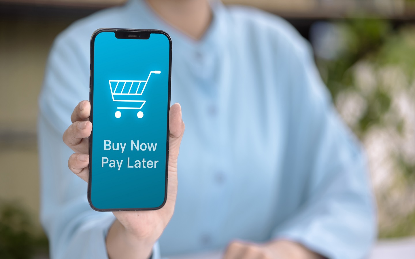 خدمة الشراء الآن والدفع لاحق في الامارات