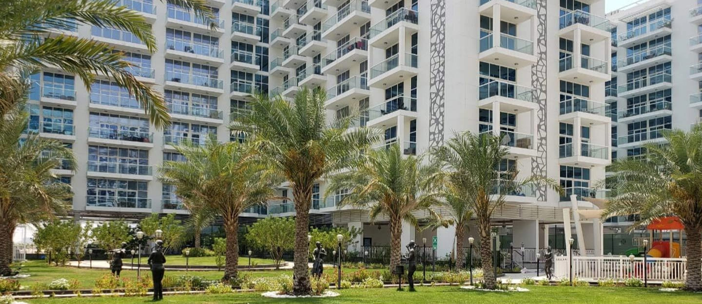 مبانٍ سكنية