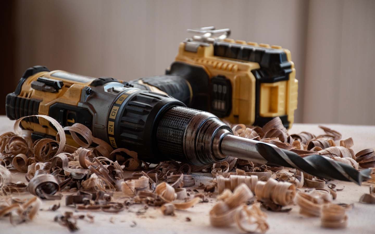 ورشات نجارة في دبي