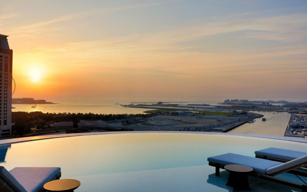 infinity pool in Ciel Dubai Marina