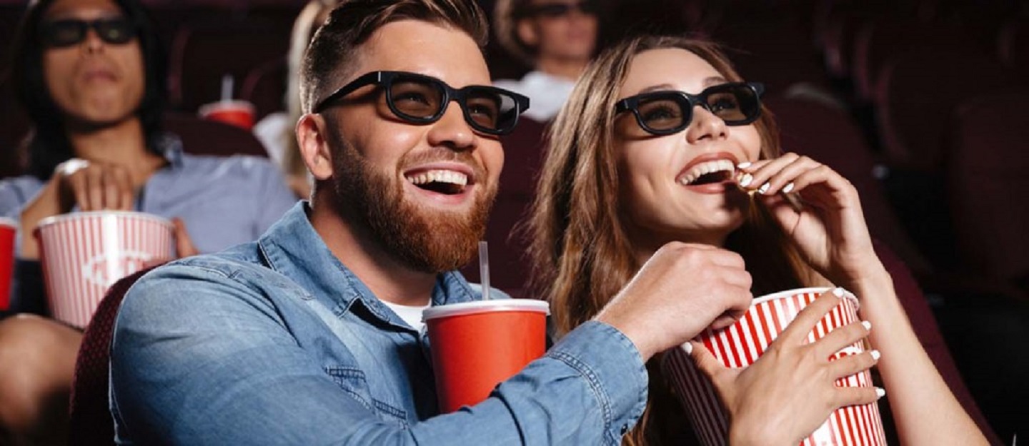 دور السينما في الشارقة