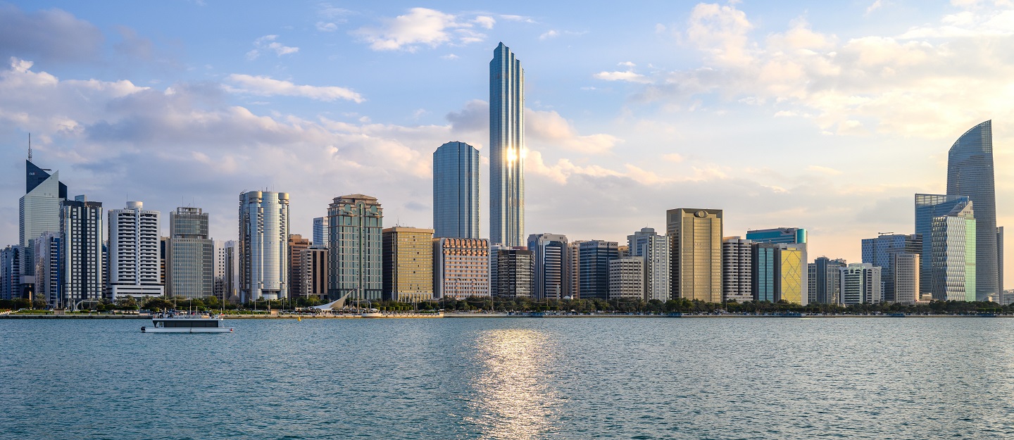 تكلفة التعاقد مع وكيل عقاري في أبوظبي