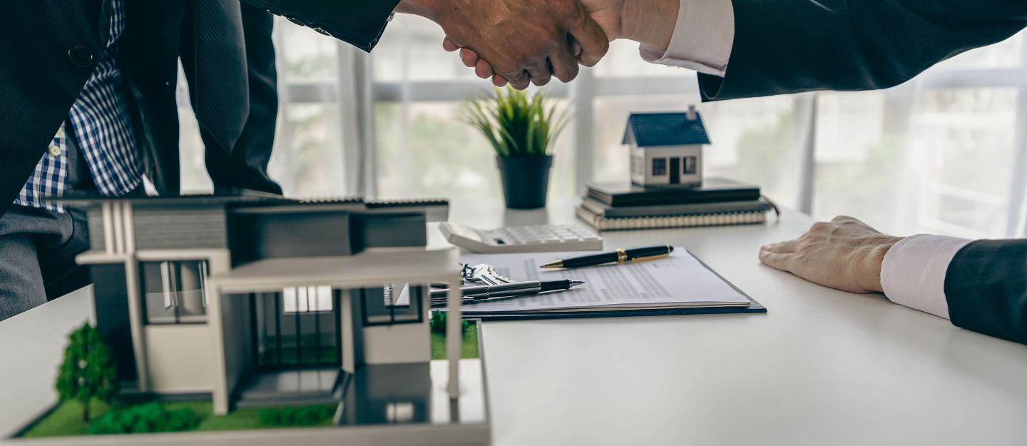 man buying off-plan property for UAE Golden Visa