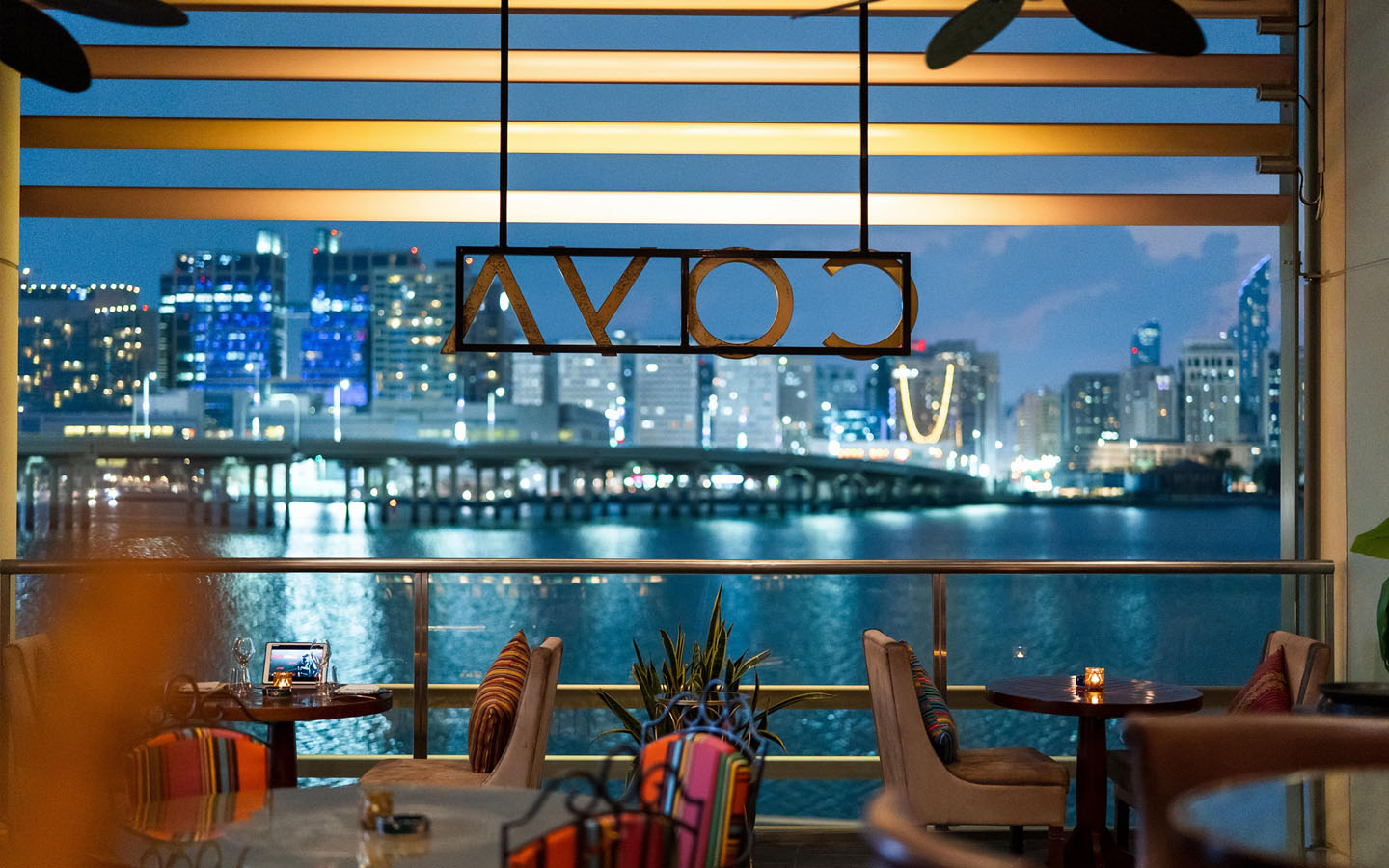 مطعم كويا ابوظبي