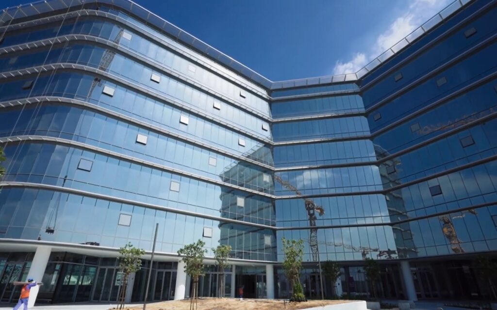 dubai commercity location