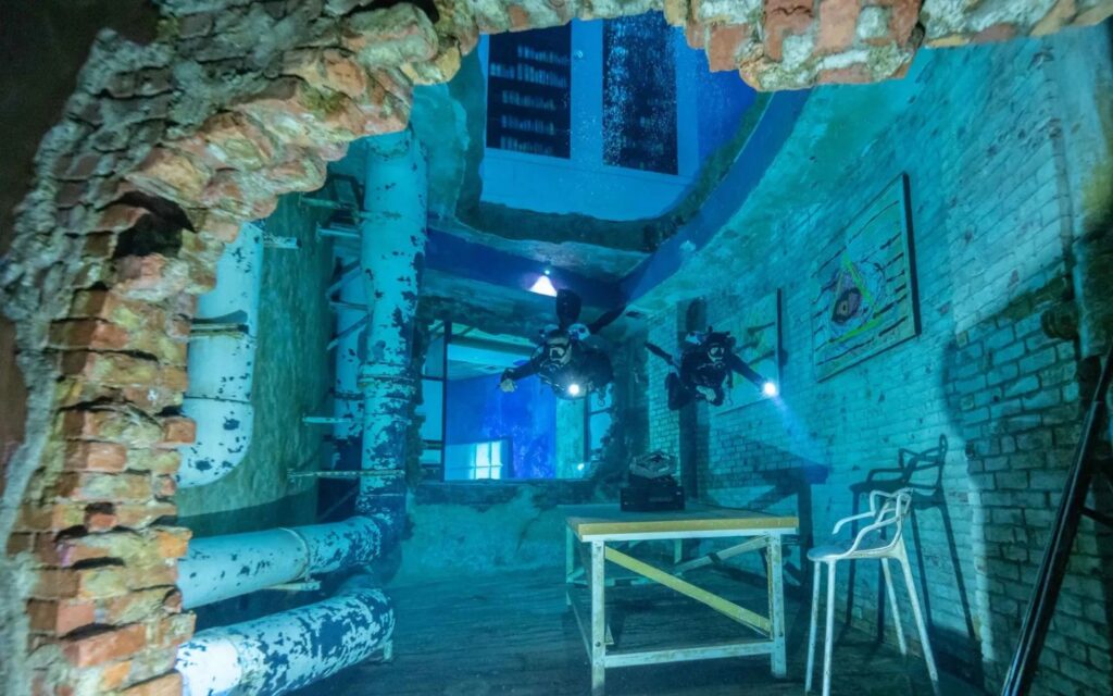 Visiting Deep Dive is one of the top things to do in Dubai 