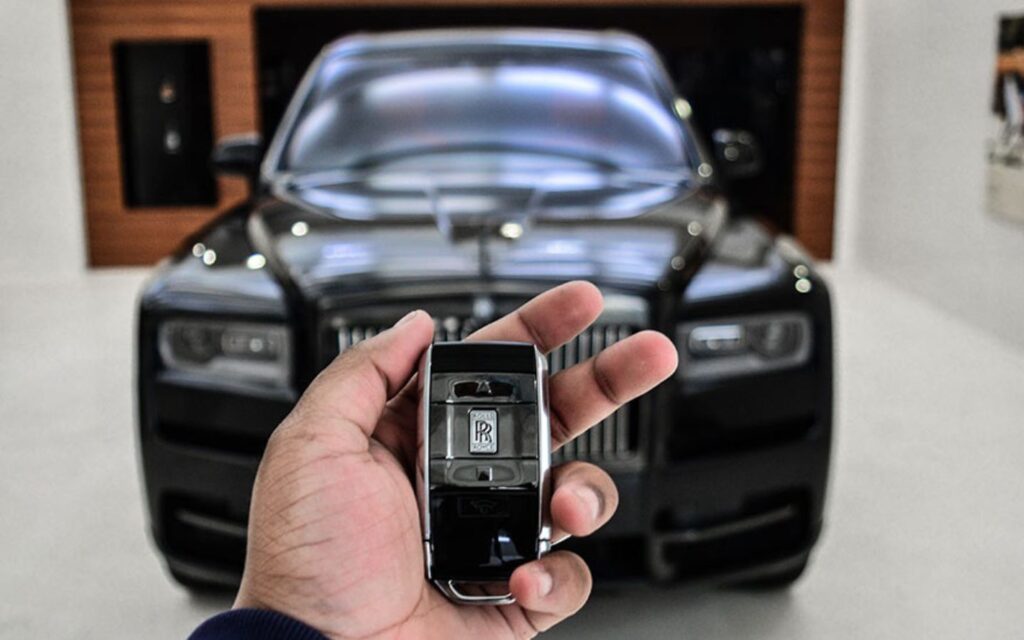 Modern luxury car, reflecting luxury car rentals in Dubai by Don Rent A Car