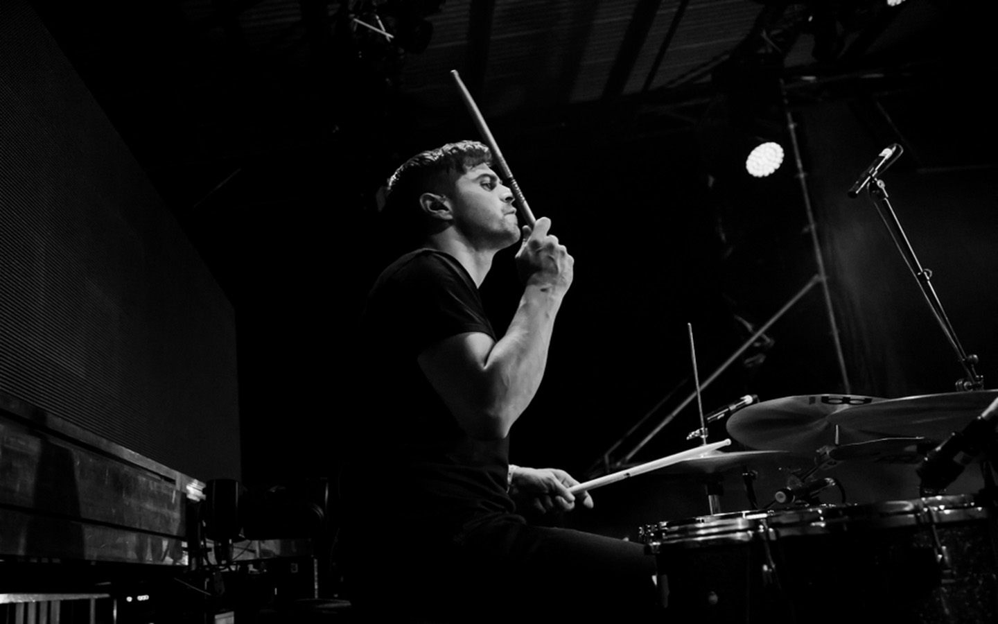 Drummer playing at the best bars with live music in Dubai