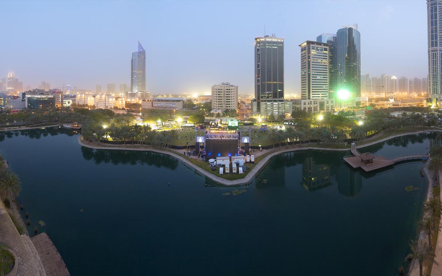 dubai-media-city-amphitheatre-guide-location-capacity-more-mybayut