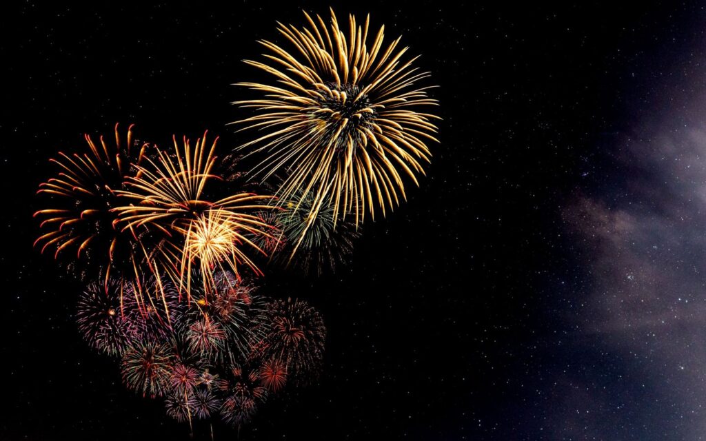 Experience dazzling displays and festive evening vibes at the city's most popular waterfront viewing spots.