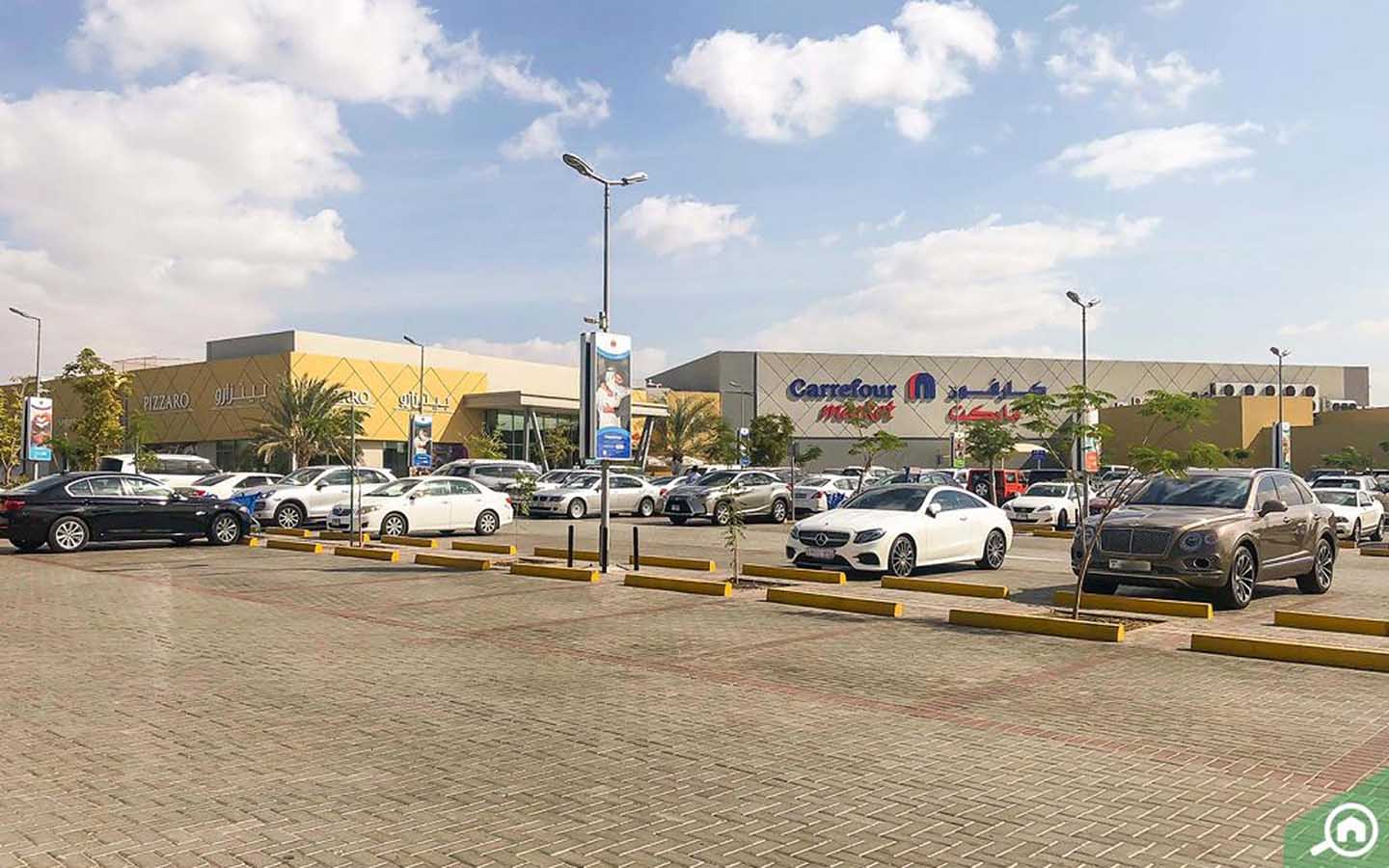 محلات في جميرا بارك