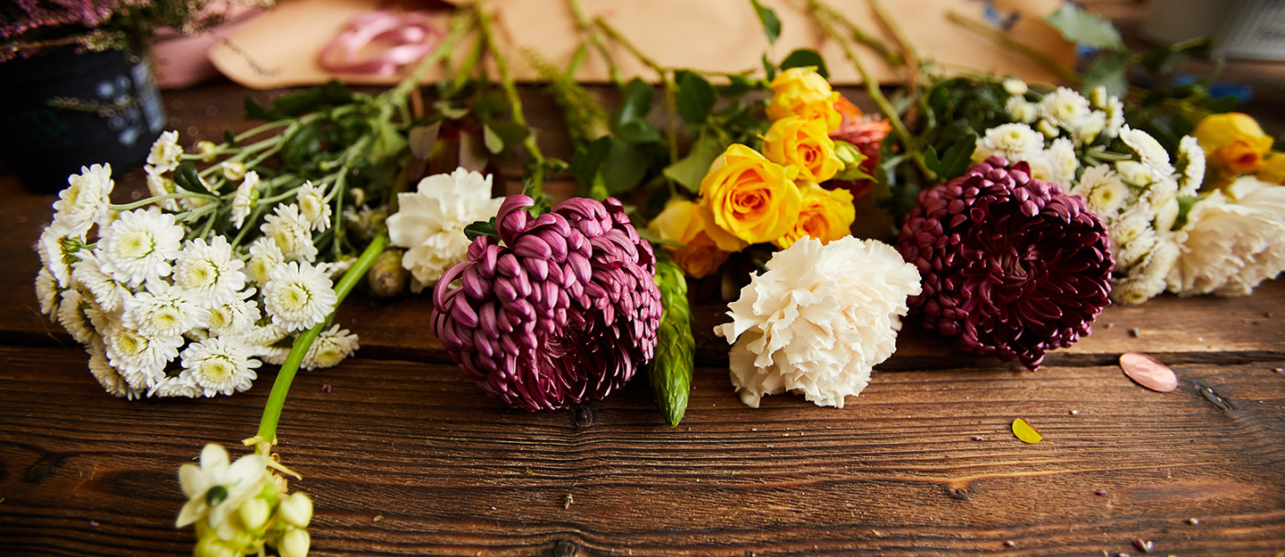 زهور في محل