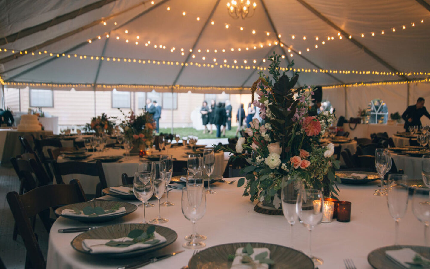 زفاف في خيمة