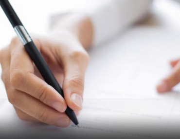 كتابة سيرة ذاتية