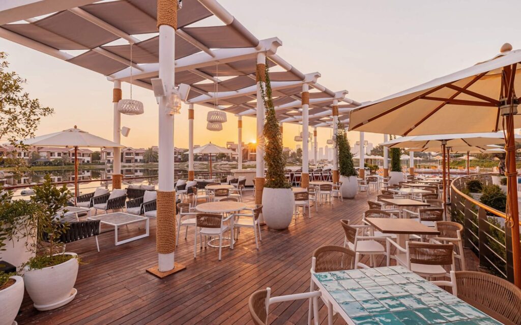 Your next favourite spot among food places in Jumeirah Islands!