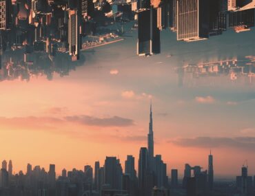 نيويورك أم دبي