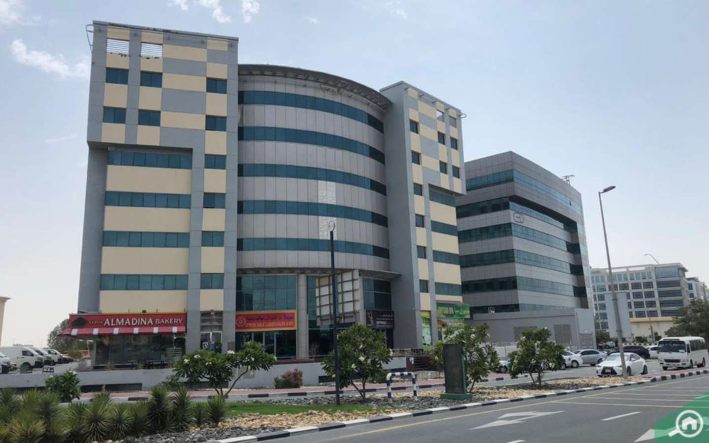 مبنى تجاري في دبي