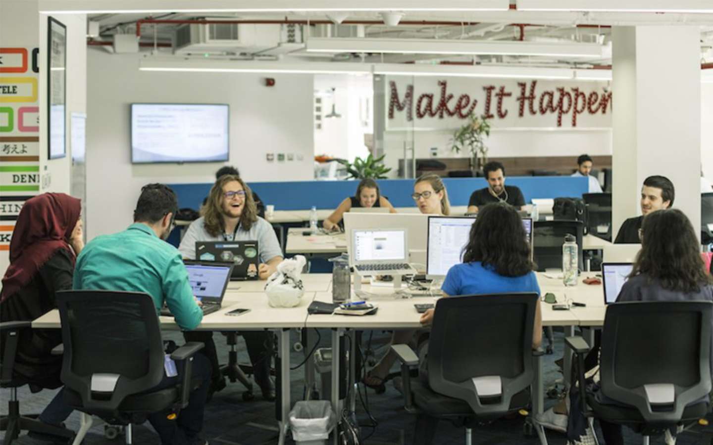 أسترو لاب دبي