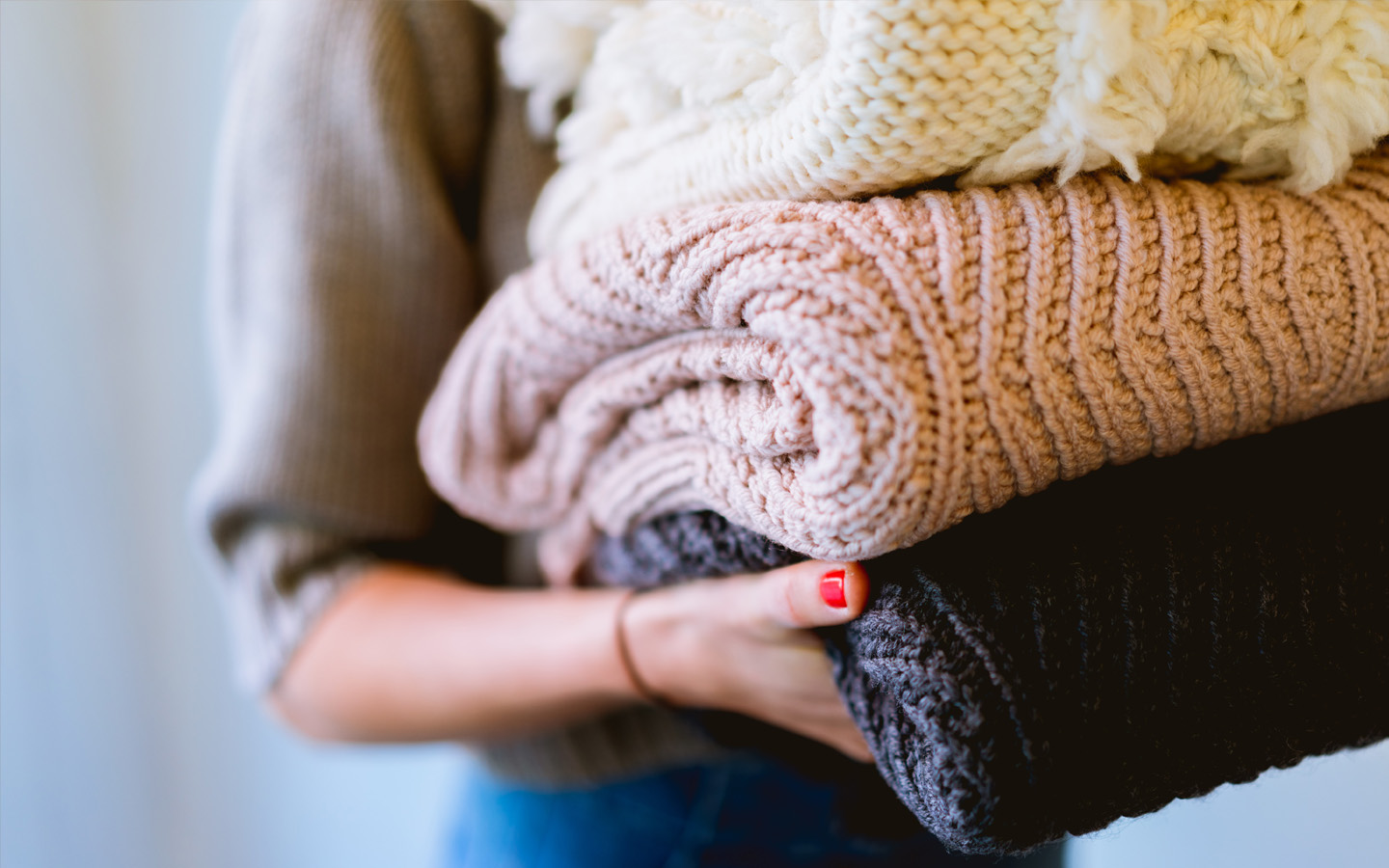 Online Laundry in Abu Dhabi Sketchley, Maqsala & More MyBayut