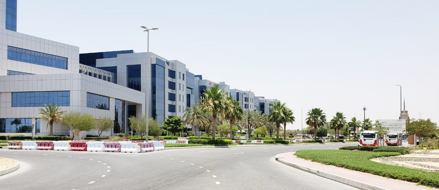 شارع ومبانٍ