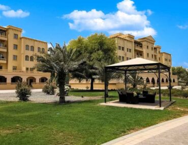 popular areas for studio unit investment in Dubai