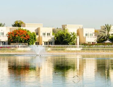 Living in Arabian Ranches vs Living in The Meadows Dubai