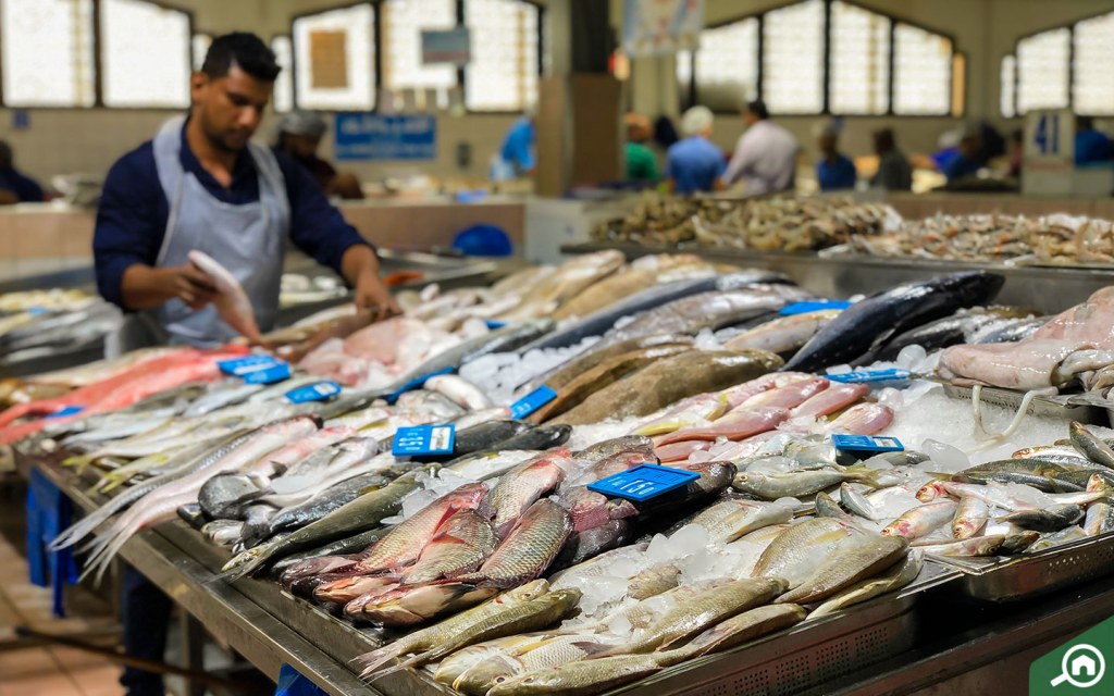 A fish stall at Mina Zayed Fish Souk