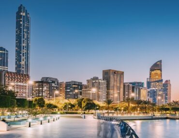 الاستثمار في أبوظبي