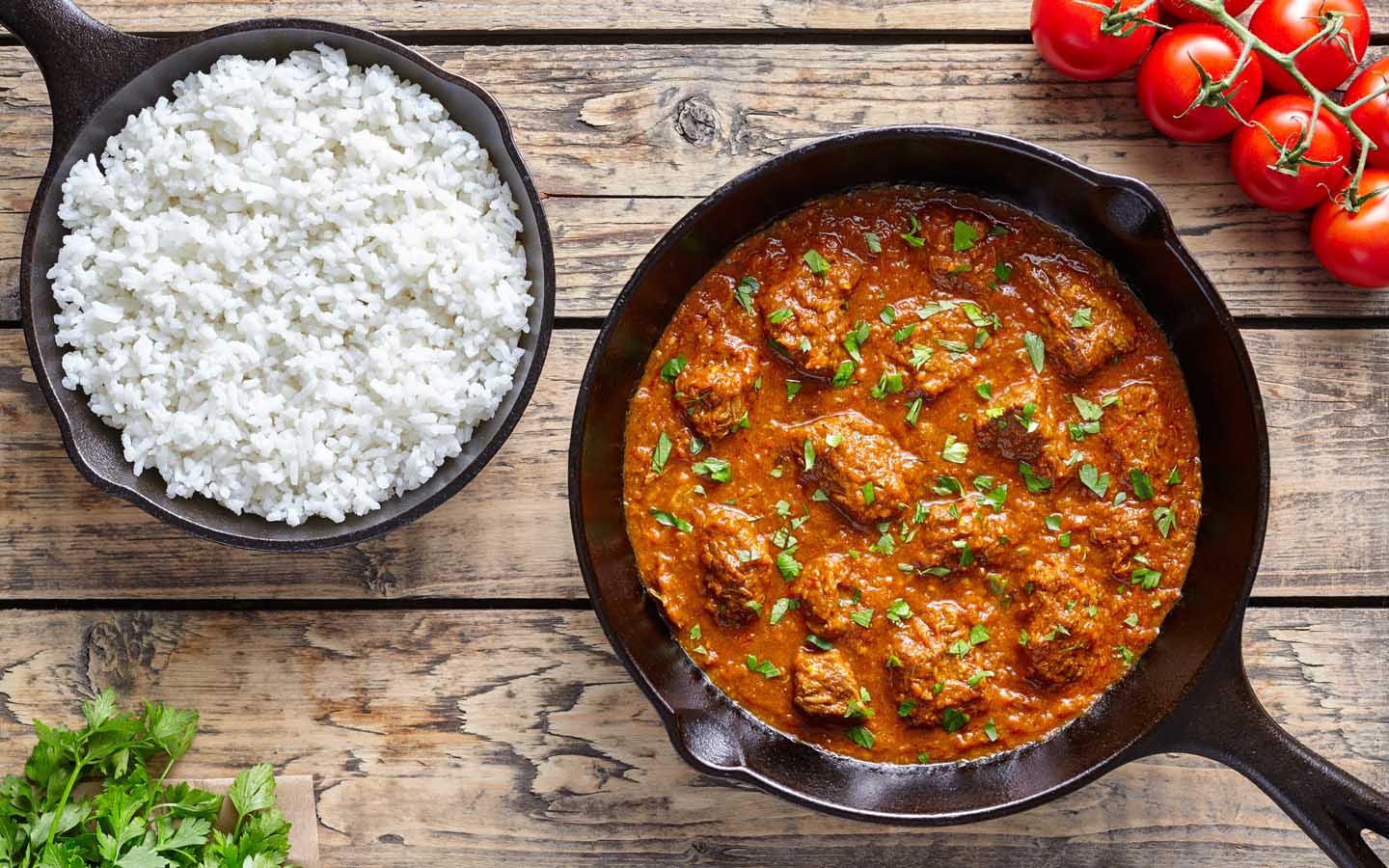 طبق مسالا اللحم والأرز