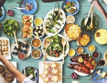 A variety of dishes served at restaurants and cafes in Expo City Dubai.