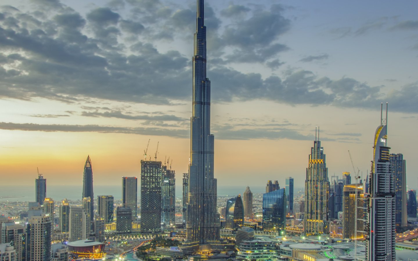 مشاريع التجارية الجديدة في دبي