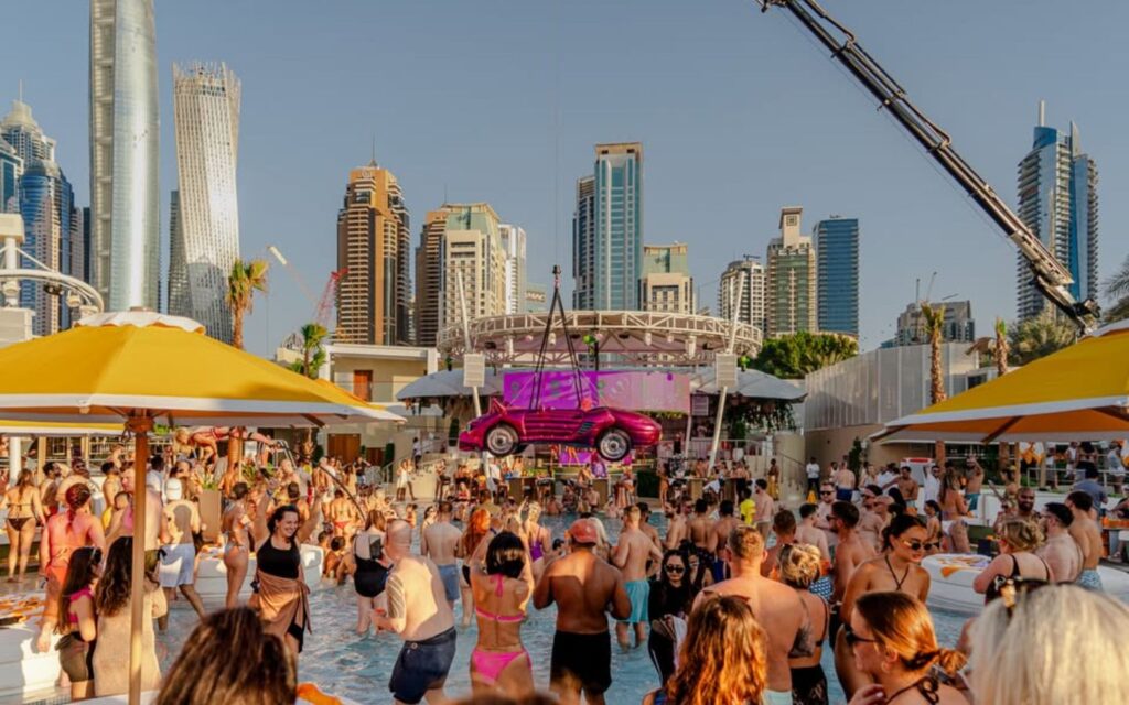 O beach pool parties are the top-most attractions for the expat community