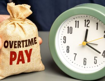 overtime pay in the uae