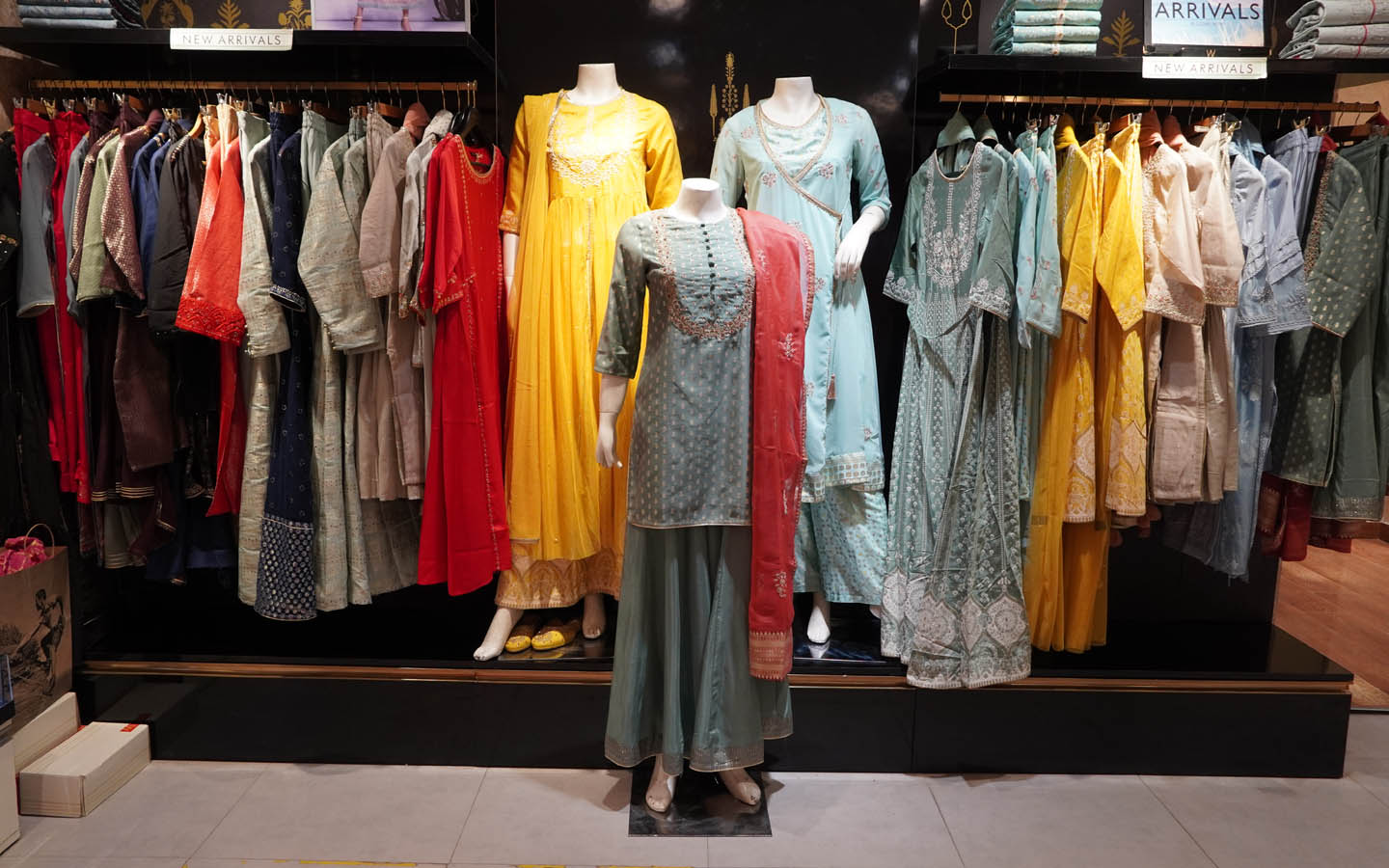 Best Places to Buy Pakistani Dresses in Dubai MyBayut