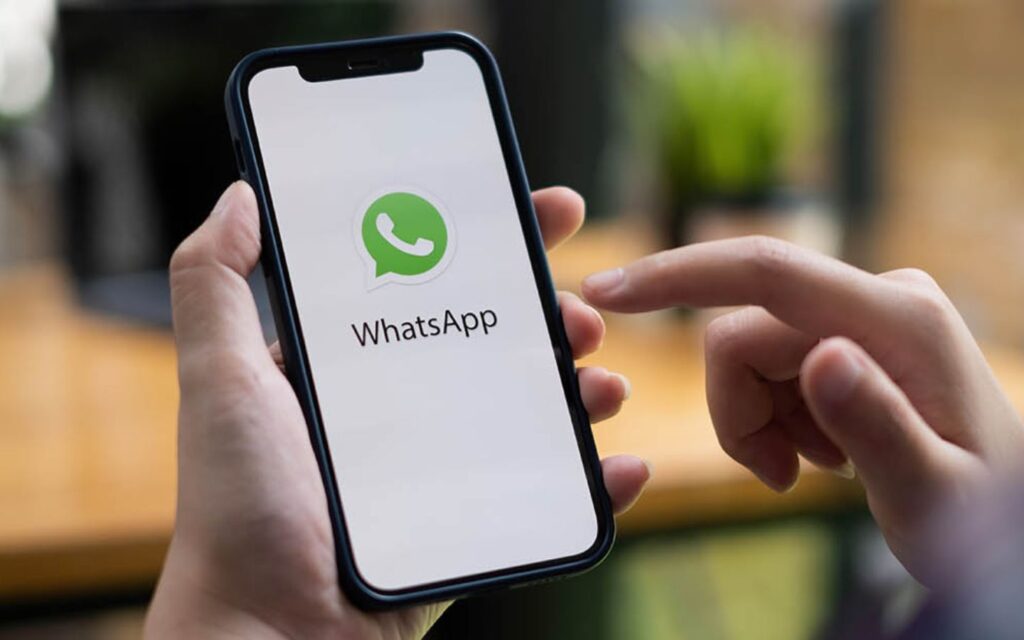 Use DEWA WhatsApp to pay your bill