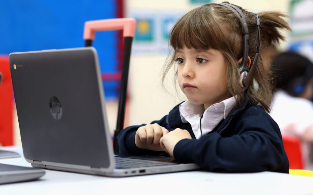 Students have modern facilities at Pinnacle American School