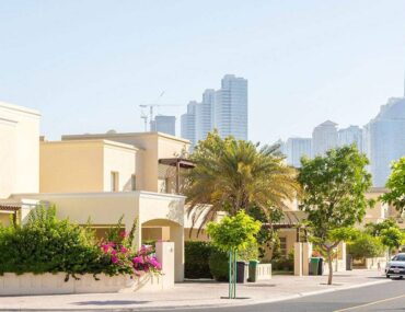 Popular Communities to Rent Villas in The Meadows