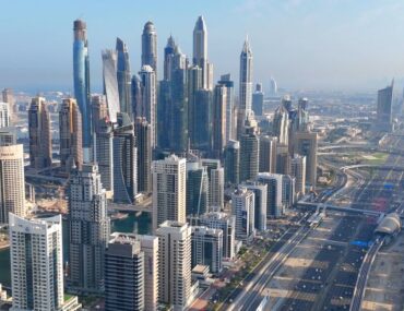 المناطق الأكثر طلباً لشراء العقارات التجارية في دبي